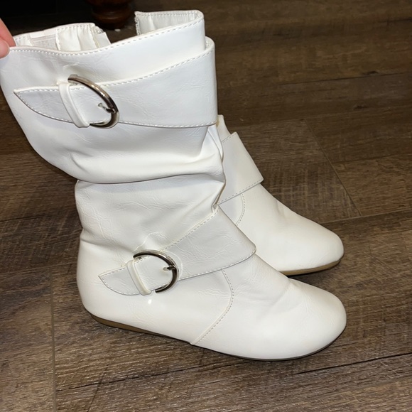 Girls White Link Boots Size 3 - Picture 1 of 5